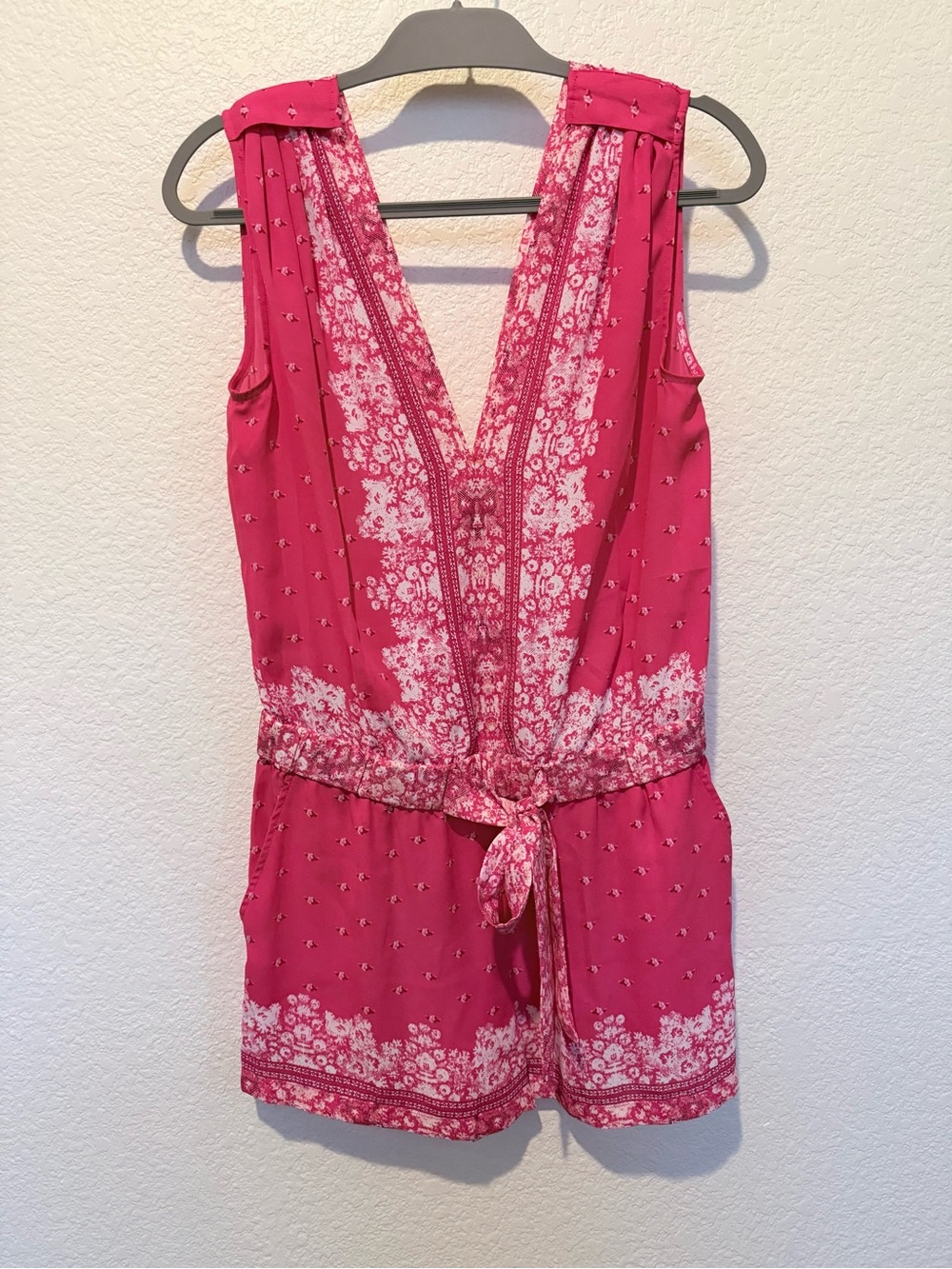 BCBGMaxAzria Pink Floral Print Sleeveless Romper